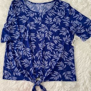 NWT Womens Blouse Size Large